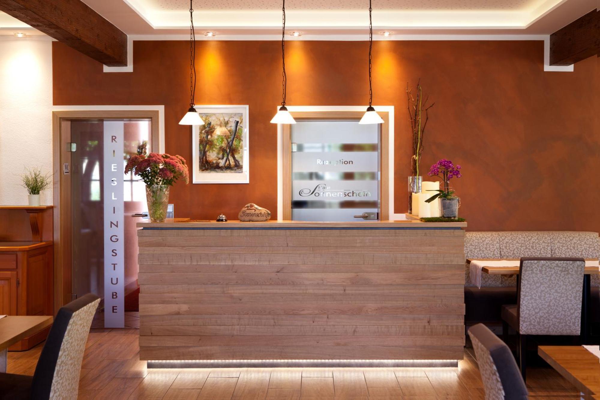Weinhotel Sonnenschein Эрнст Экстерьер фото